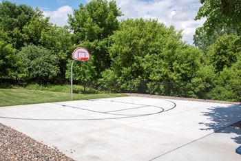Basket playing ground